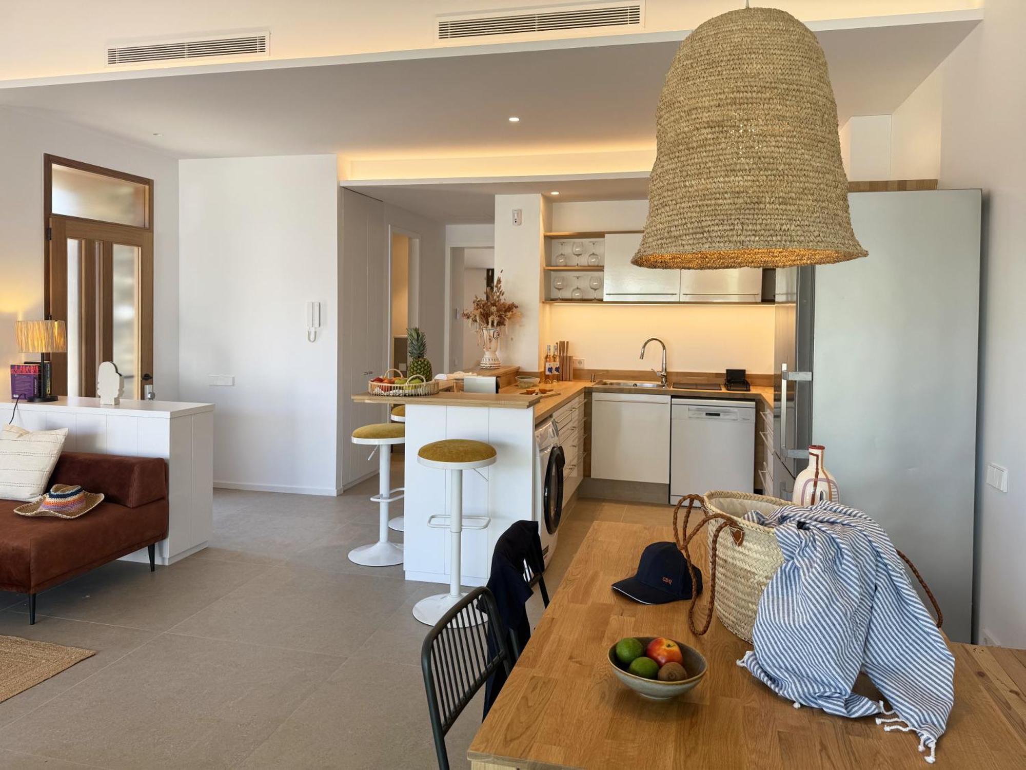 Apartamento de 2 dormitorios con vistas al mar